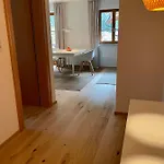 S Lois Schoenes Im Каунерталь